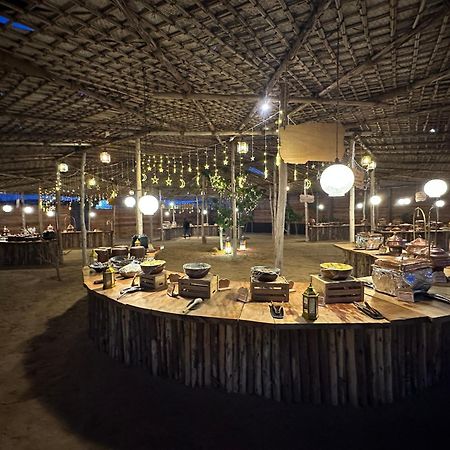 Al Khayma Camp "Elite Glamping & Dining In Experience" Ξενοδοχείο Hunaywah Εξωτερικό φωτογραφία